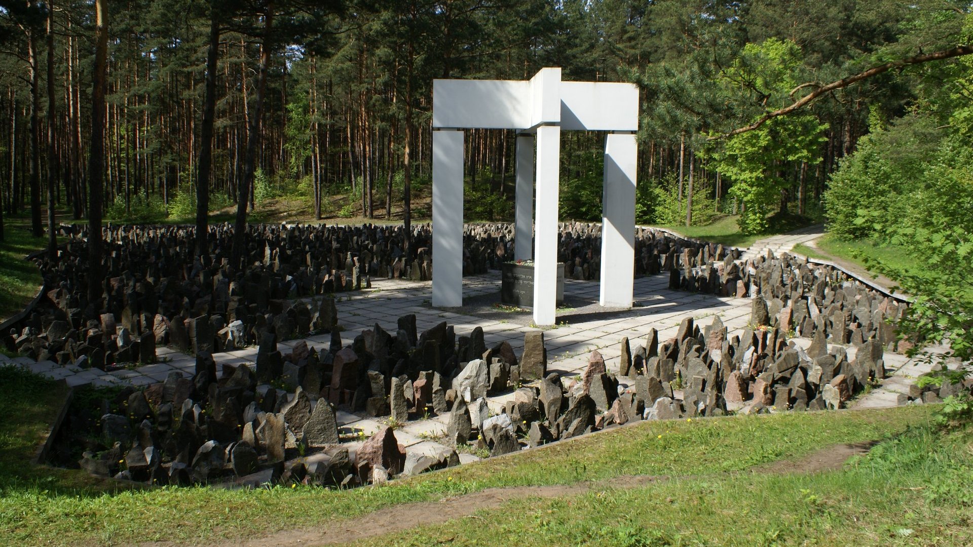 Ihr Feedback zur Kriegsgräberstätte Riga Bikernieki